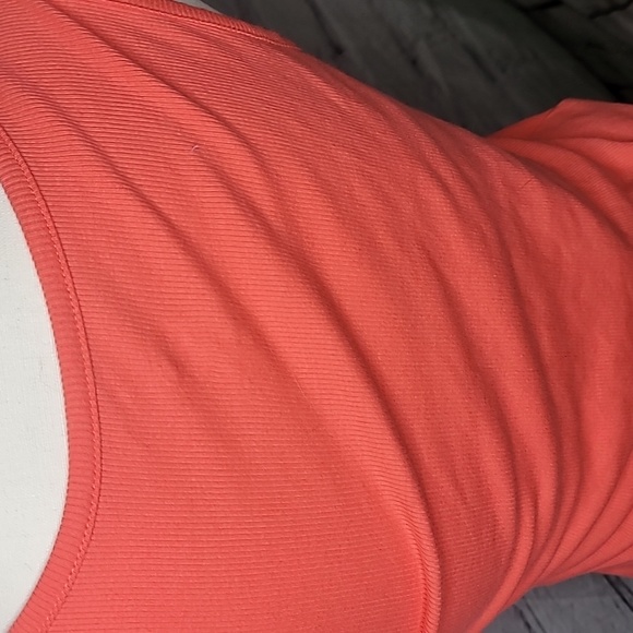 Tank Top - Picture 3 of 4